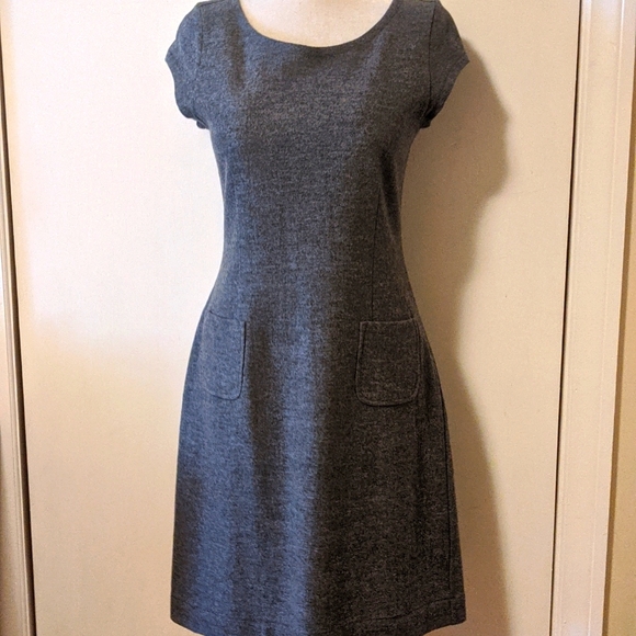 Banana Republic Dresses & Skirts - NEW Banana Republic Grey Wool Spandex Poly Lining Dress w Pockets!